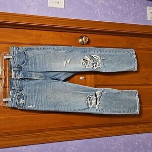 Levi's Wedgie Straight Light Wash Ripped Jeans